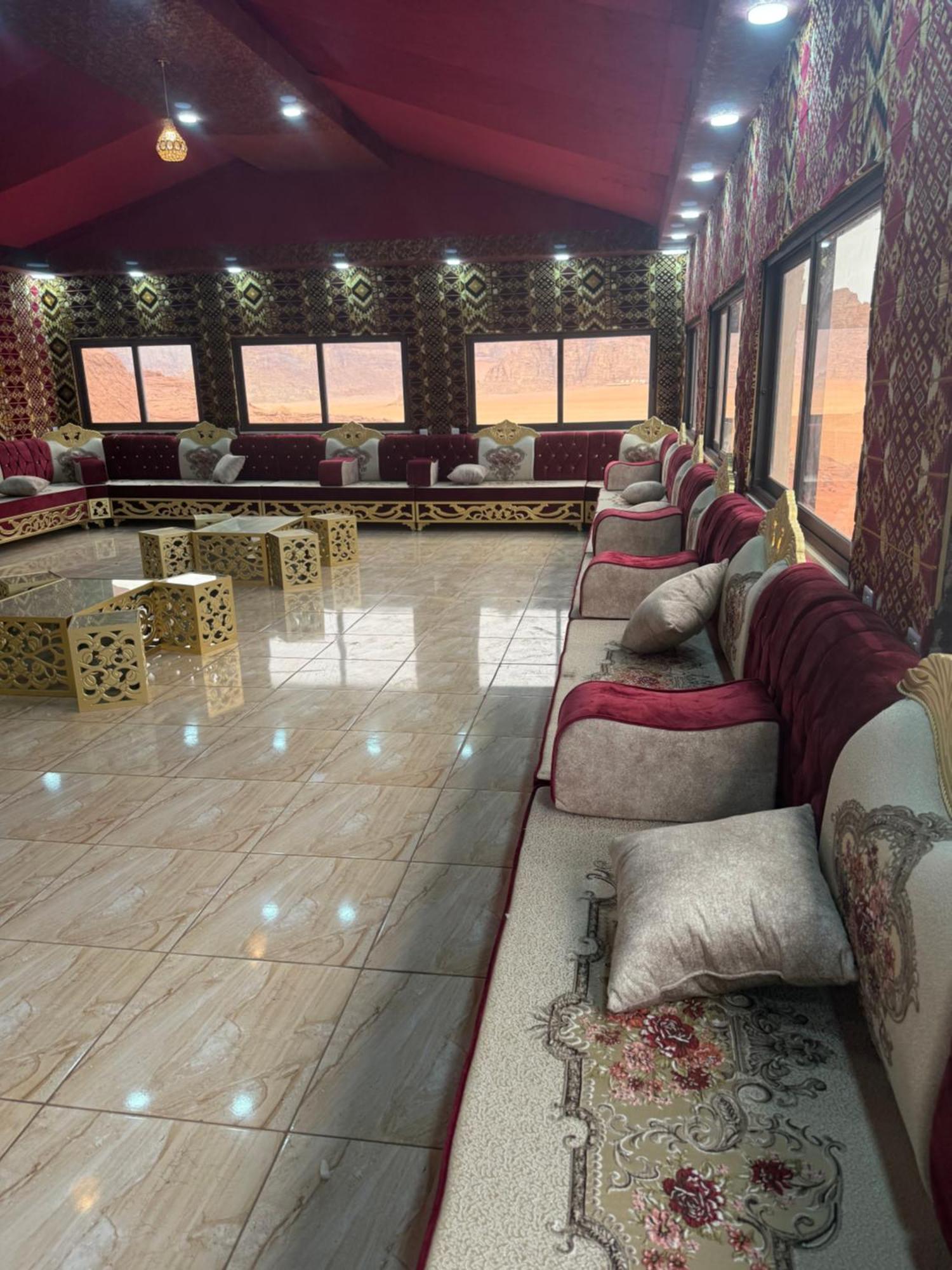 Falling Stars Camp Wadi Rum Exteriér fotografie
