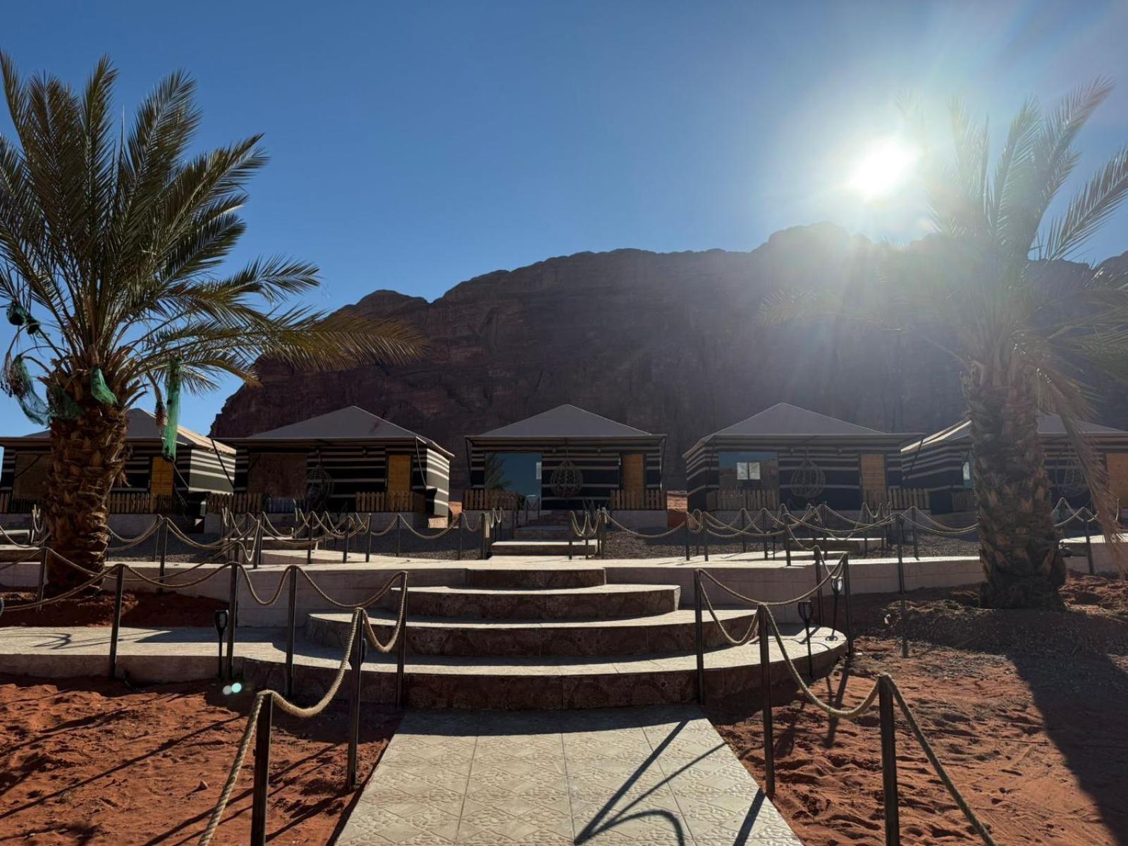 Falling Stars Camp Wadi Rum Exteriér fotografie